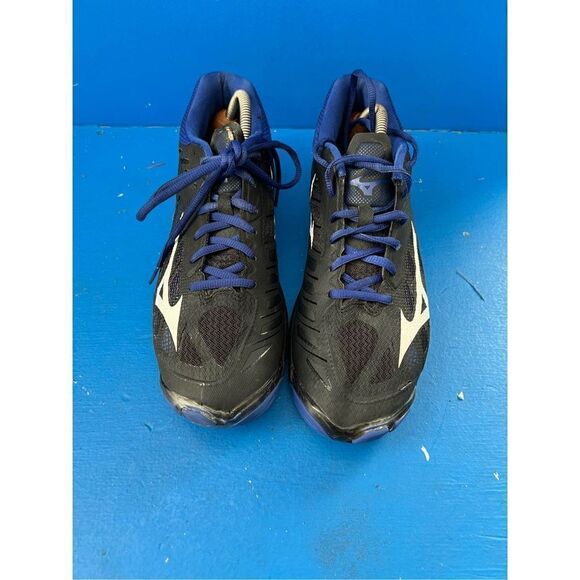 Muzino Volleyball Shoes Size 11 - Picture 1 of 6